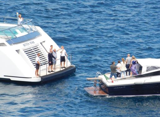 Servizio tender per mega yacht-1
