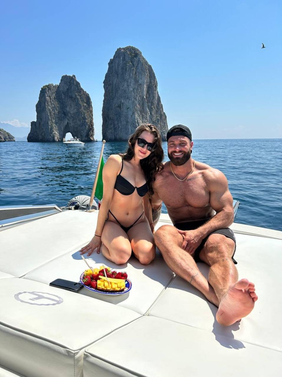 Capri You & Me-17