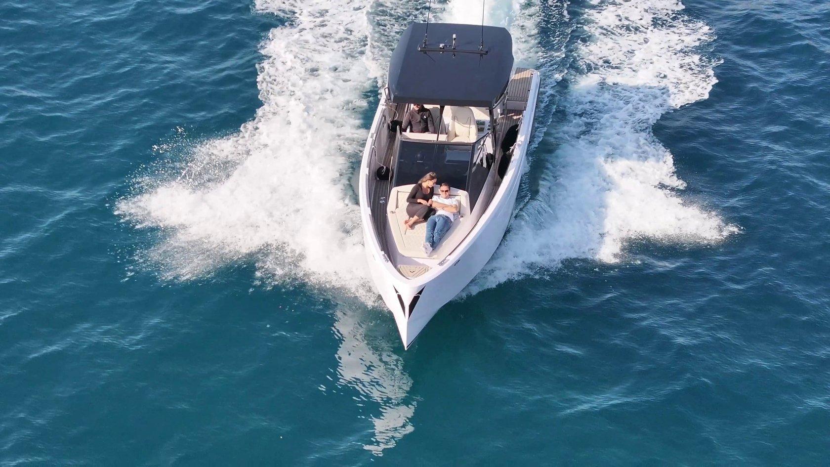 Walkaround "Gulfstream"-3