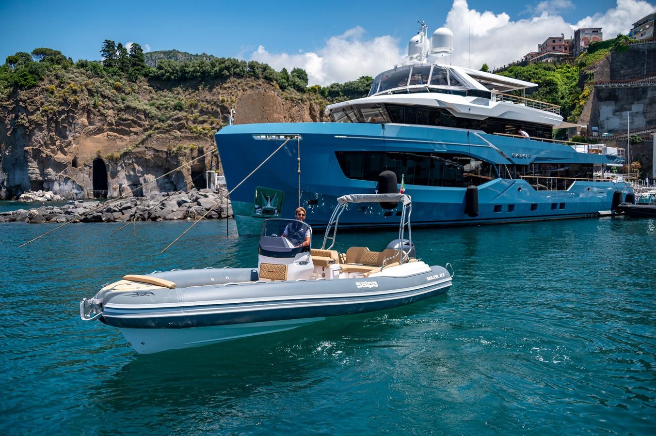 Servizio tender per mega yacht